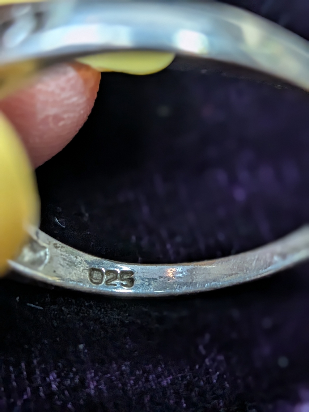 Vintage Sterling Silver Blue Stone Round Signet Ring Sz 8.5 - Picture 3 of 4